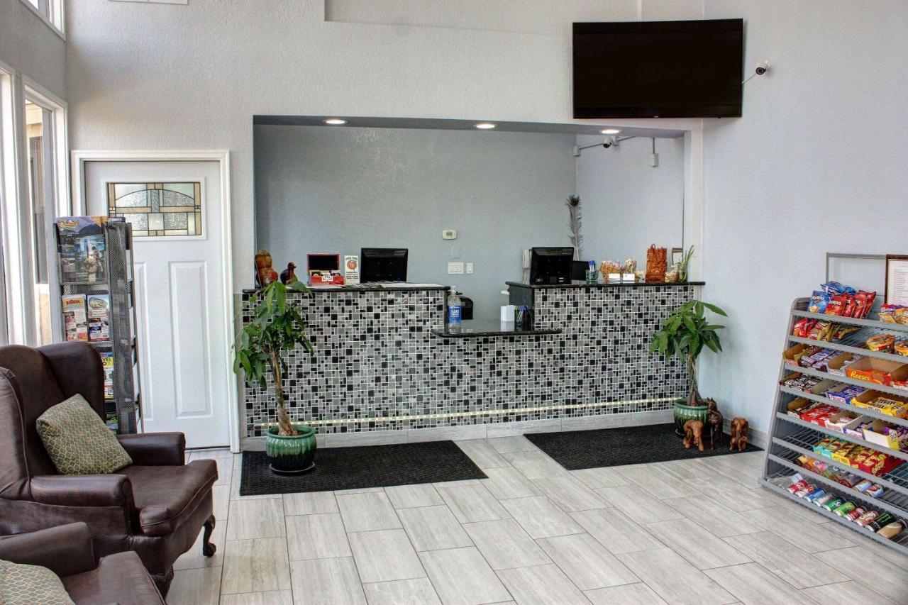 Hotel Baymont By Wyndham Grand Junction Zewnętrze zdjęcie